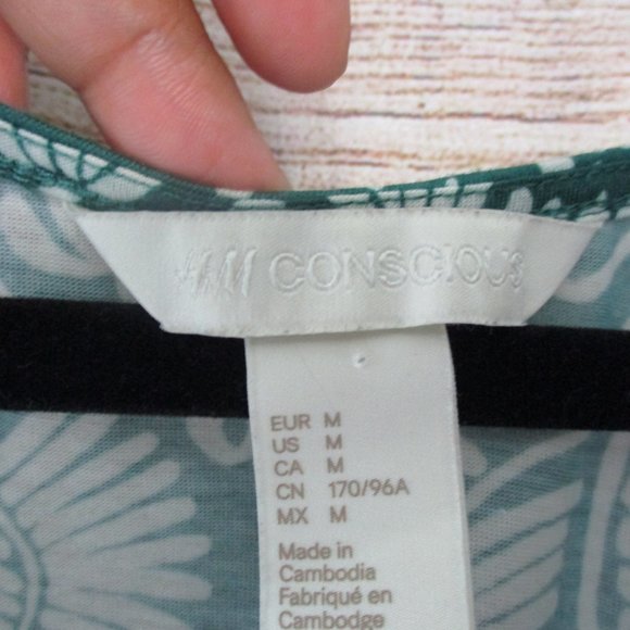 H&M Conscious Green White Print Tank Medium - Picture 6 of 6